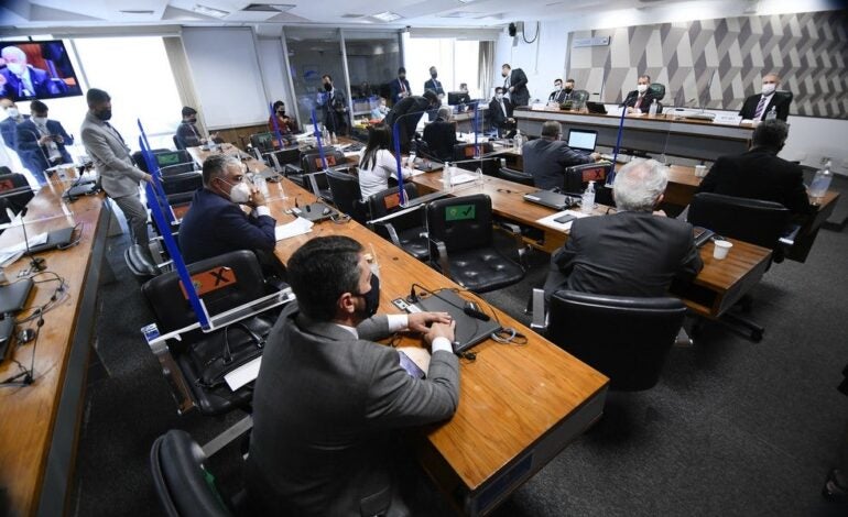 CPI da Covid deve ouvir auditor do TCU na quinta-feira