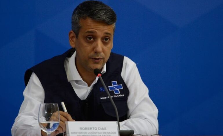 Governo Bolsonaro, que não tinha pressa para vacina, deu prazo de 4 horas e meia para reunião sobre proposta com suspeita de propina