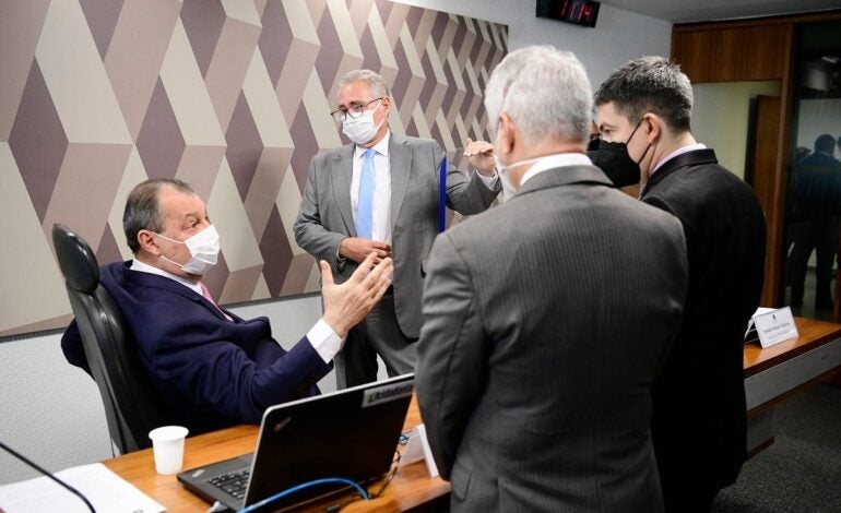 Entenda os 9 crimes que a CPI da Covid atribui a Jair Bolsonaro