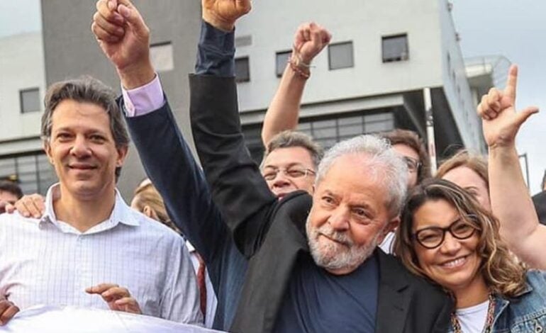 Lula: caso triplex perde direito de ação e MPF pede arquivamento