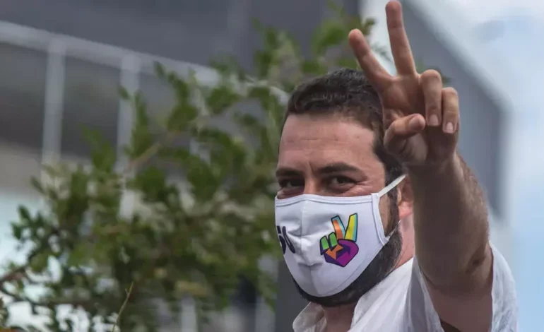 Cotado para o governo de SP, Guilherme Boulos concorrerá à Câmara dos Deputados