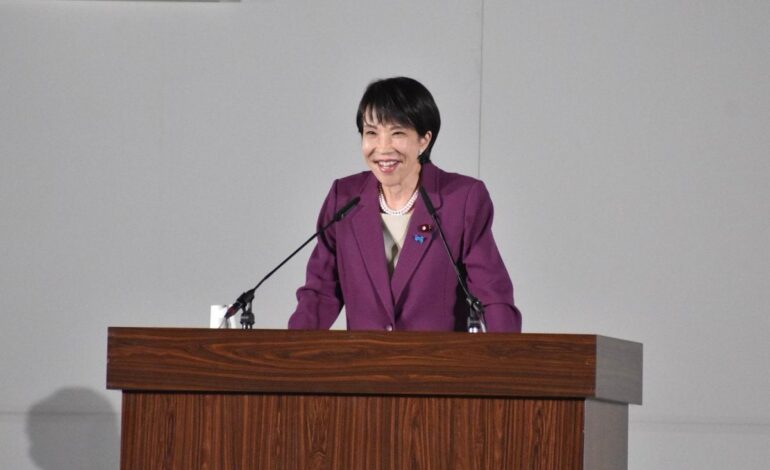 Sanae Takaichi chega ao parlamento do Japão após eleição como primeira-ministra - Foto: Wikipedia