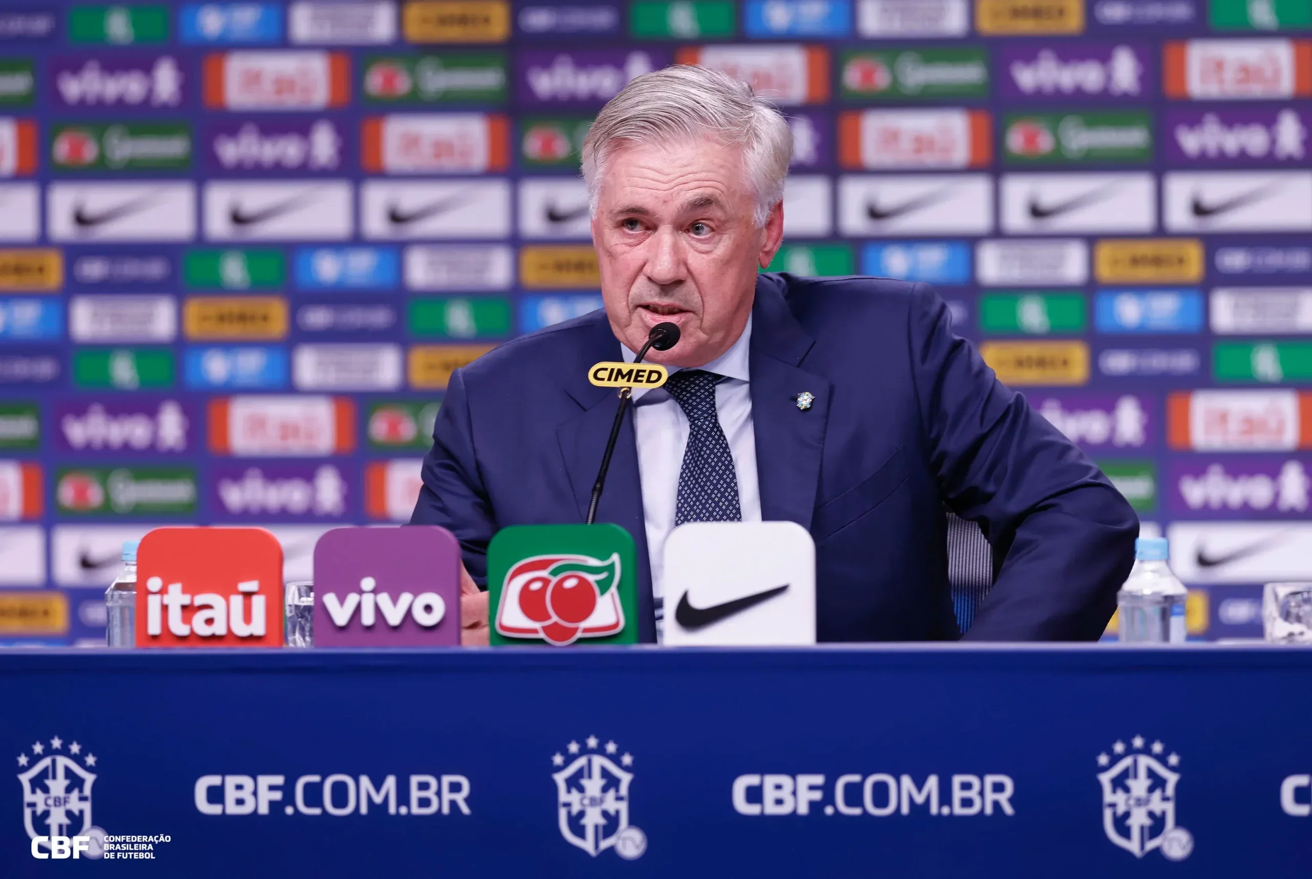 Ancelotti convoca Seleção Brasileira no dia 3 de novembro para amistosos contra Senegal e Tunísia
