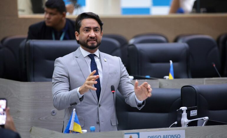 Projeto “Adote uma Praça” é deliberado na Câmara de Manaus
